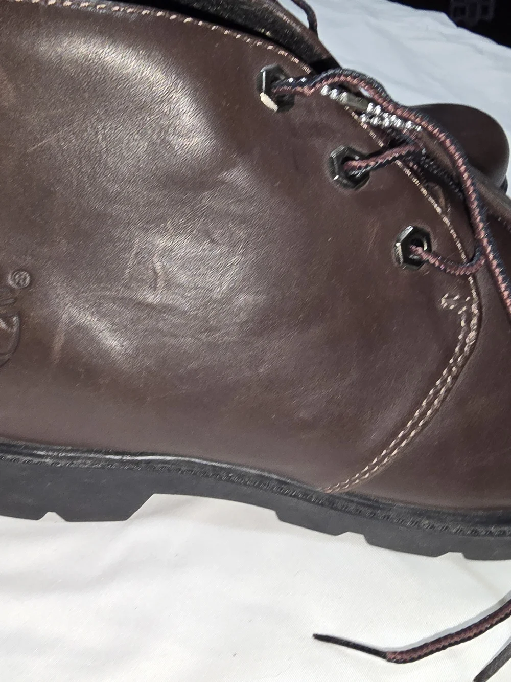 Timberland Men’s 9.5 M Brown Genuine Leather Chukka Ankle Boots Lug Sole 49017
